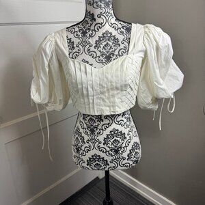 Goretty Medina white cinched puff sleeve crop top shirt summer casual